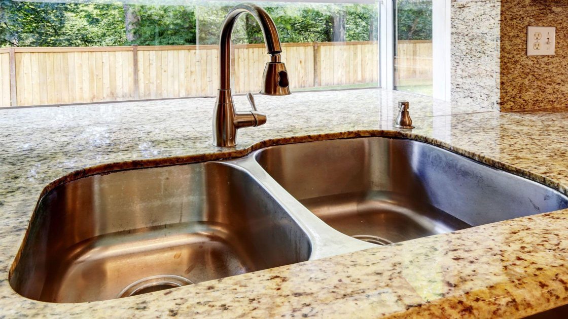 7 Differences Between Cheap & Expensive Stainless Steel Kitchen Sinks